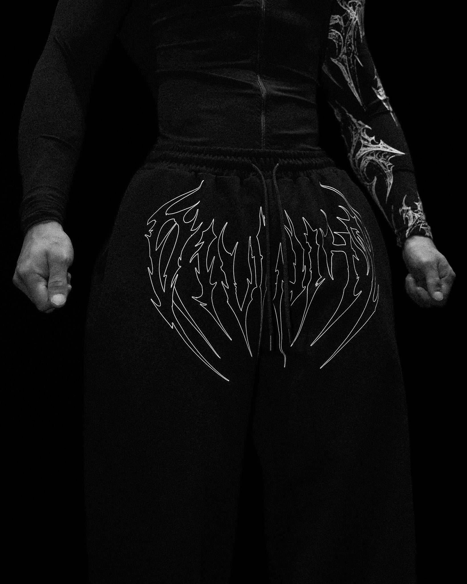 Nightstalker Banana Shape Uncuffed luxury sweatpants [VOID BLACK]